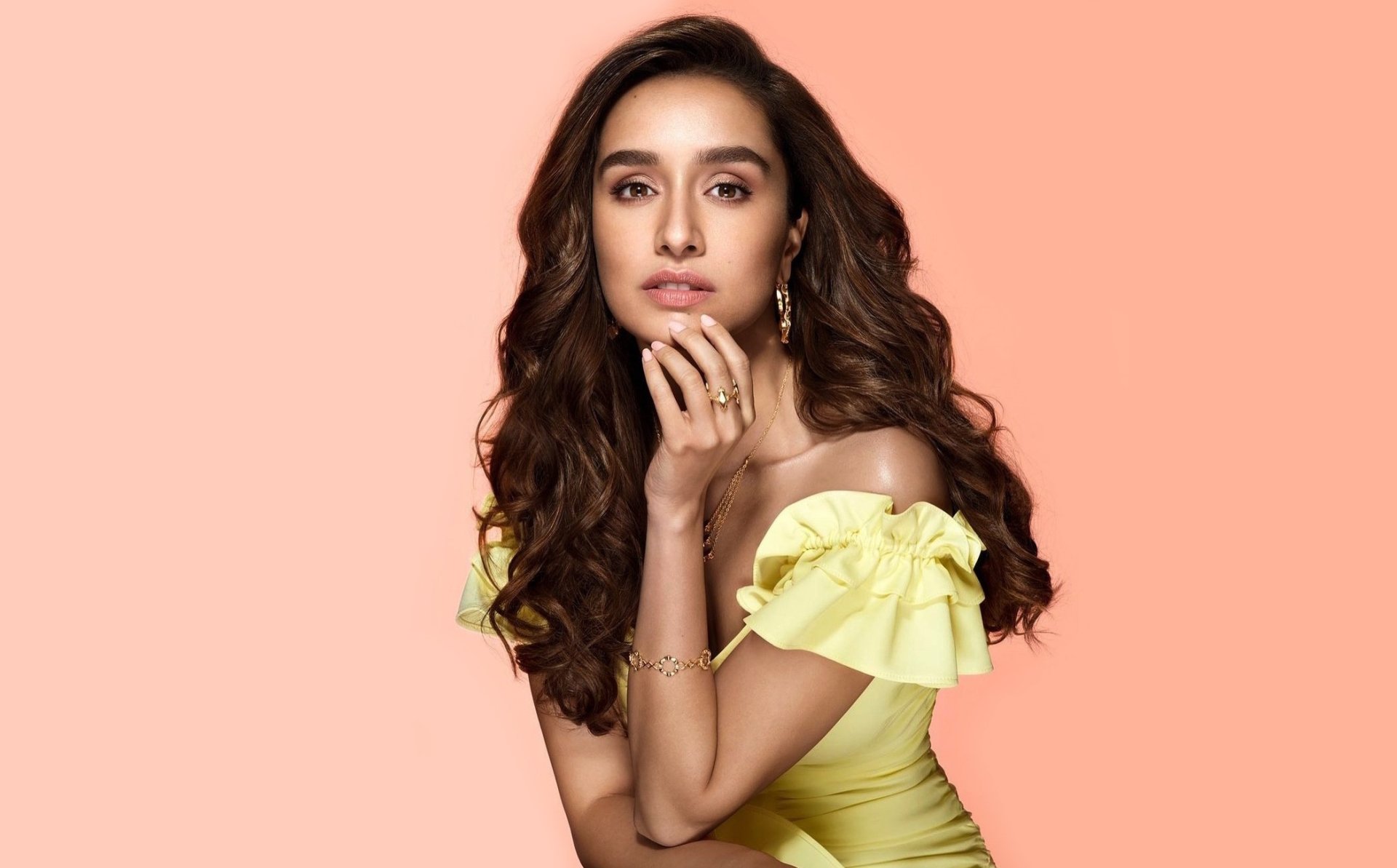 Shraddha Kapoor HD Wallpaper. 