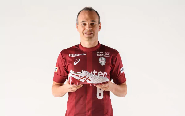 Spanish soccer Andrés Iniesta Sports HD Desktop Wallpaper | Background Image