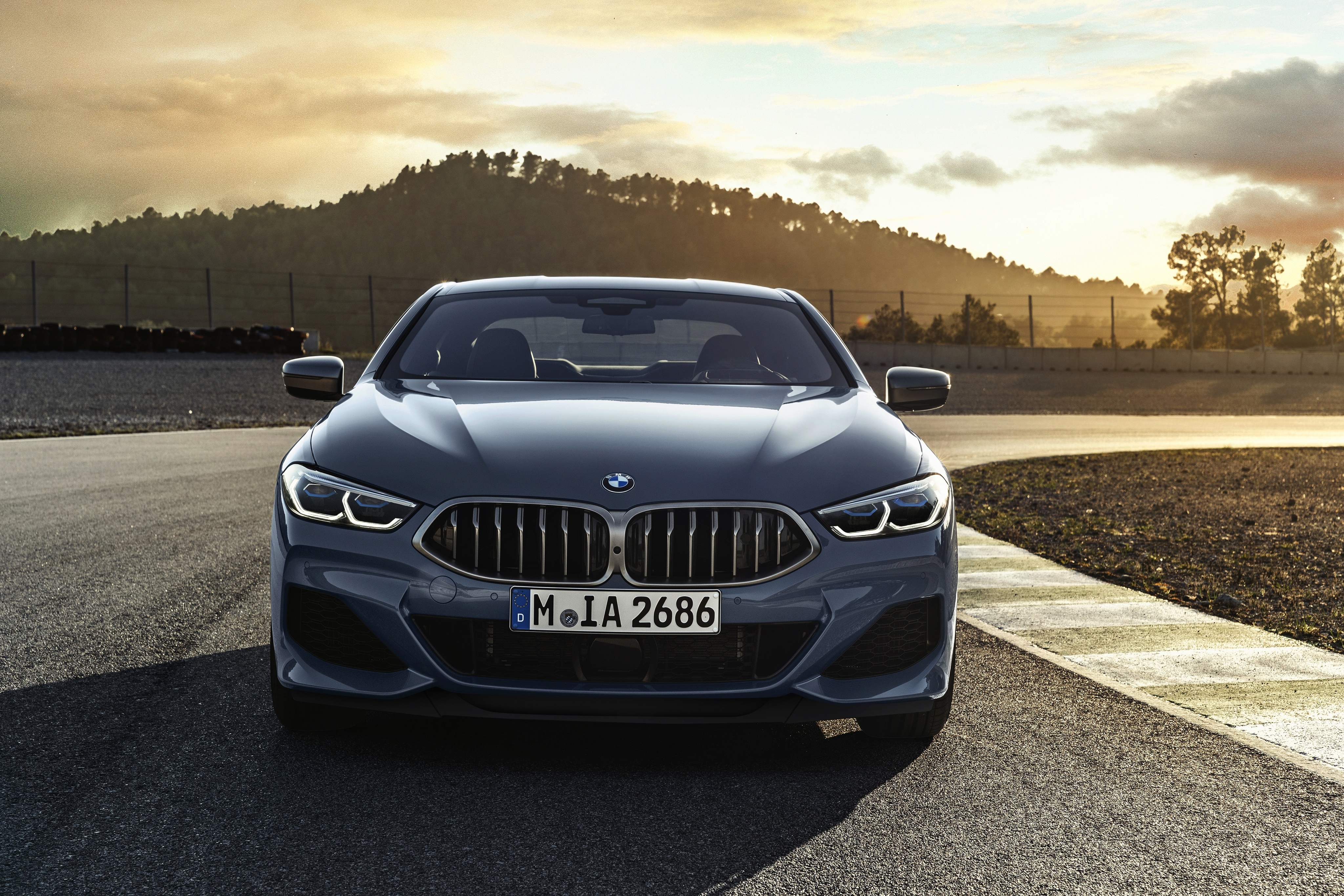 Vehicles BMW 8 Series HD Wallpaper | Background Image