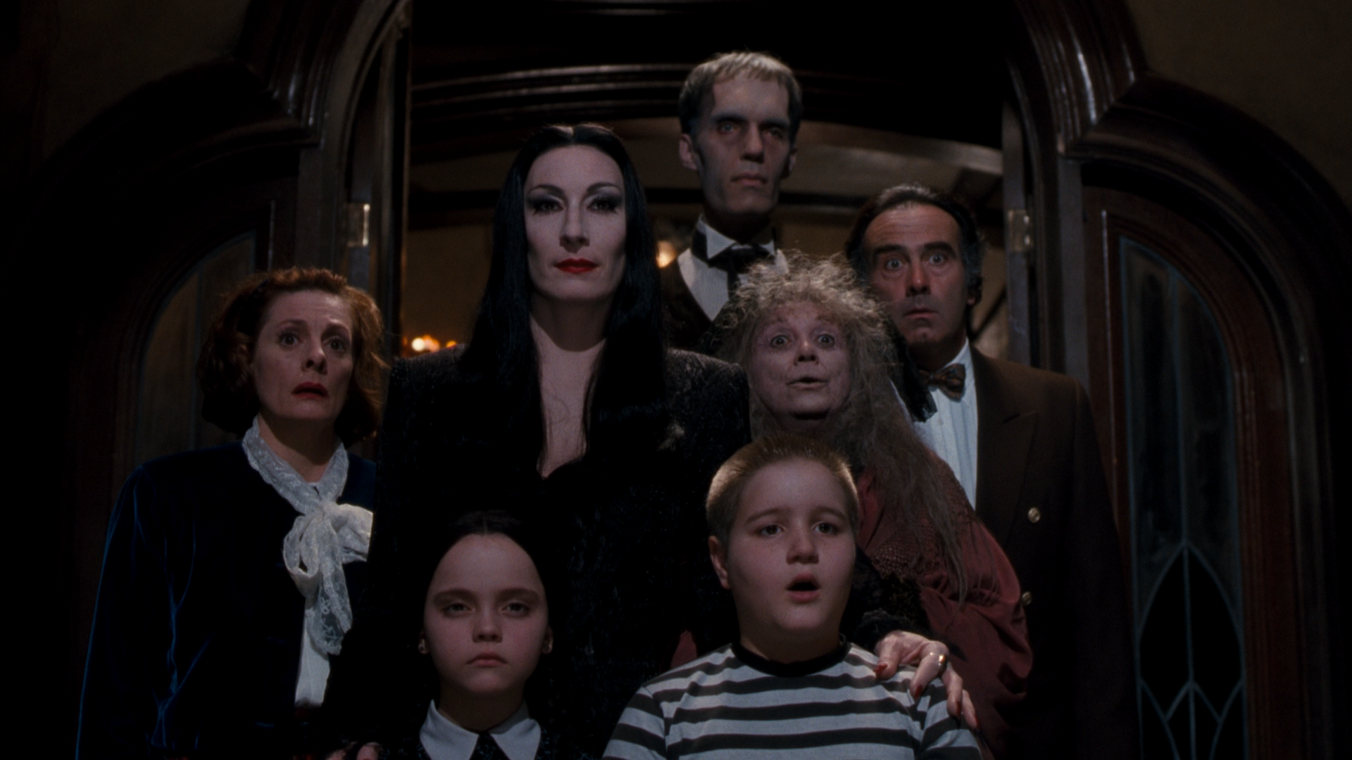 Movie The Addams Family (1991) HD Wallpaper | Background Image