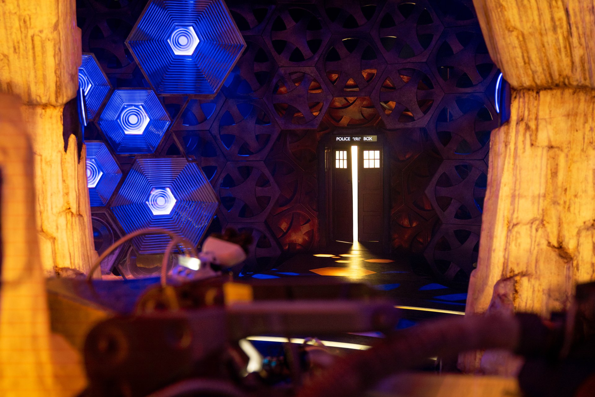 Download Tardis TV Show Doctor Who (2005) HD Wallpaper