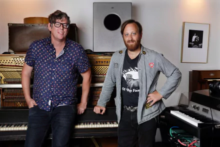 Dan Auerbach Patrick Carney music The Black Keys HD Desktop Wallpaper | Background Image