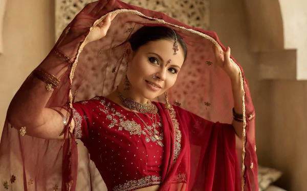 saree brunette woman model HD Desktop Wallpaper | Background Image