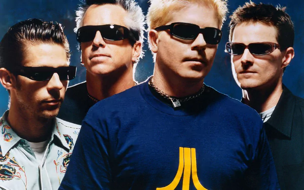 HD desktop wallpaper of The Offspring band members posing with sunglasses.