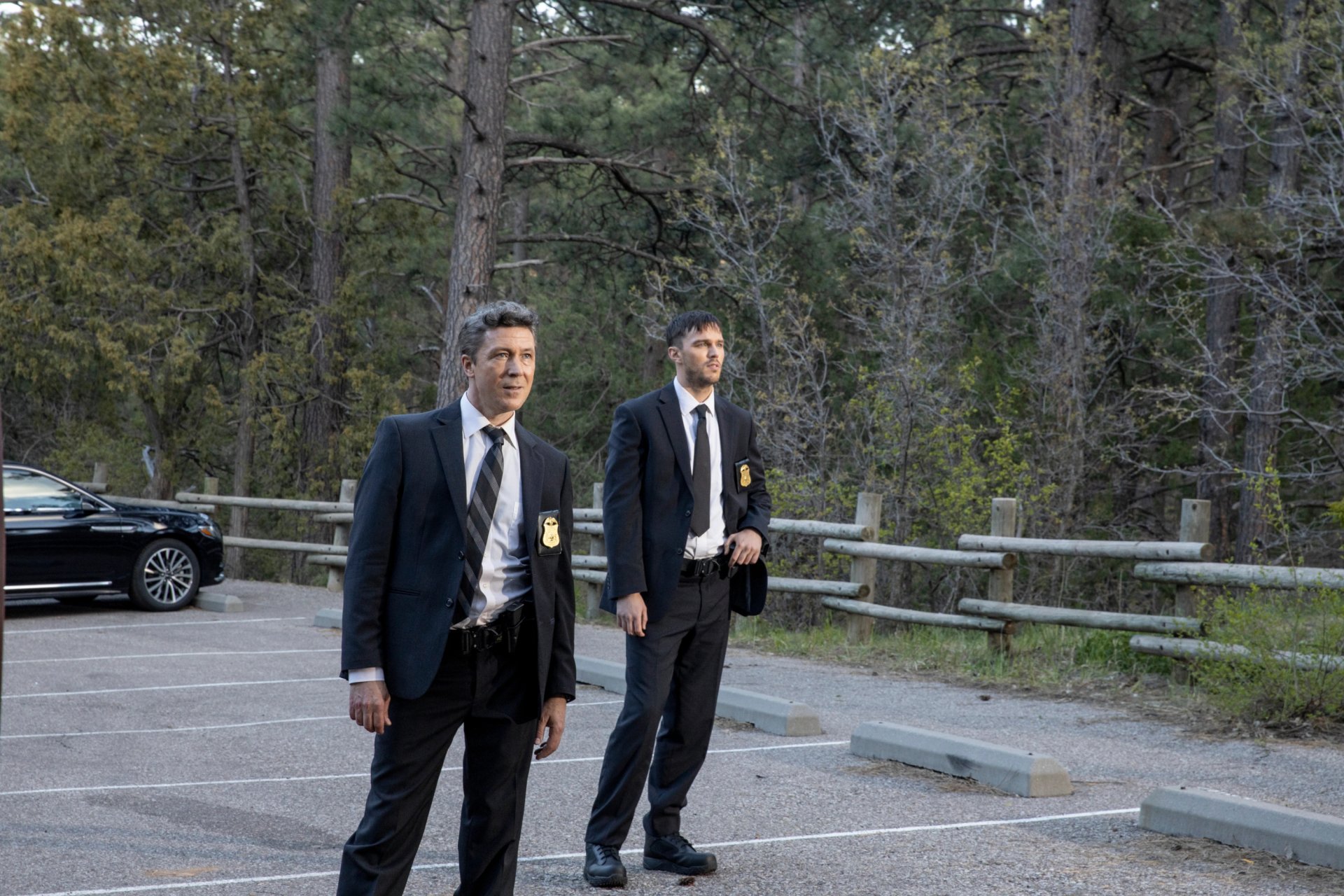 Download Patrick Blackwell Nicholas Hoult Jack Blackwell Aidan Gillen Movie Those Who Wish Me Dead HD Wallpaper