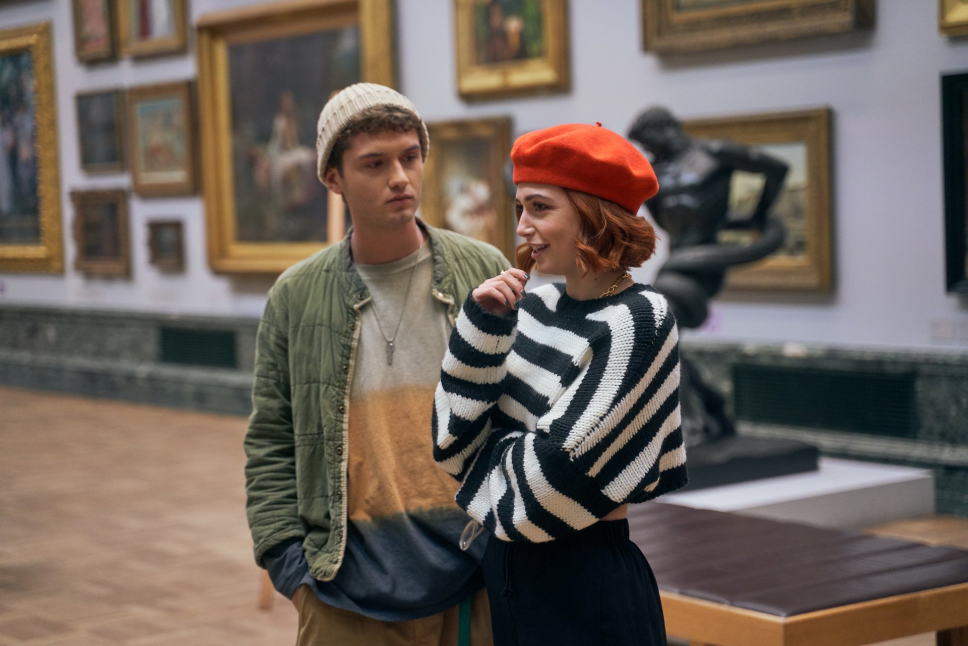 Download Raff Law Sophie Simnett Movie Twist 4k Ultra HD Wallpaper