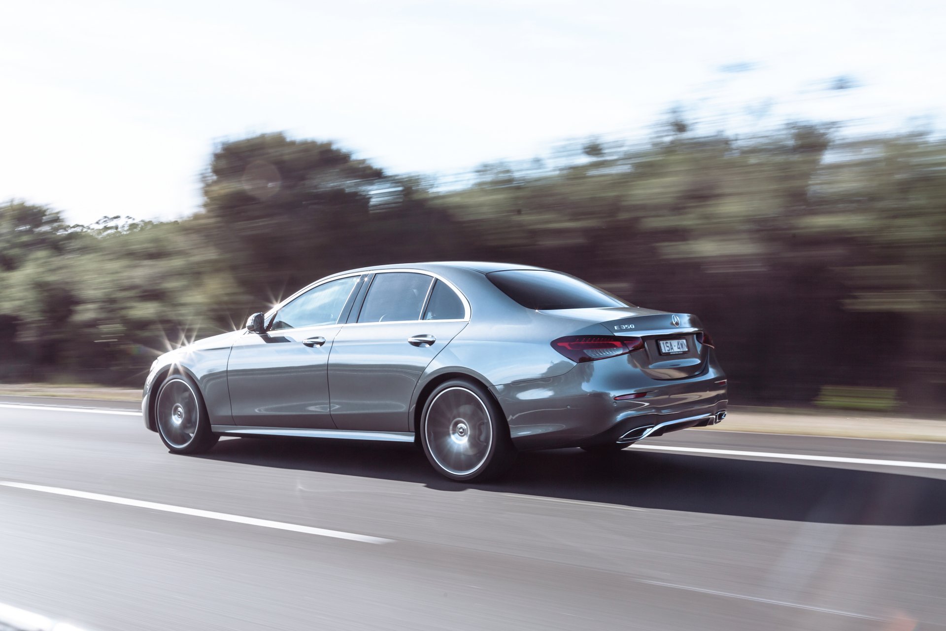 Download Mercedes-Benz Vehicle Mercedes-Benz E 350 4k Ultra HD Wallpaper