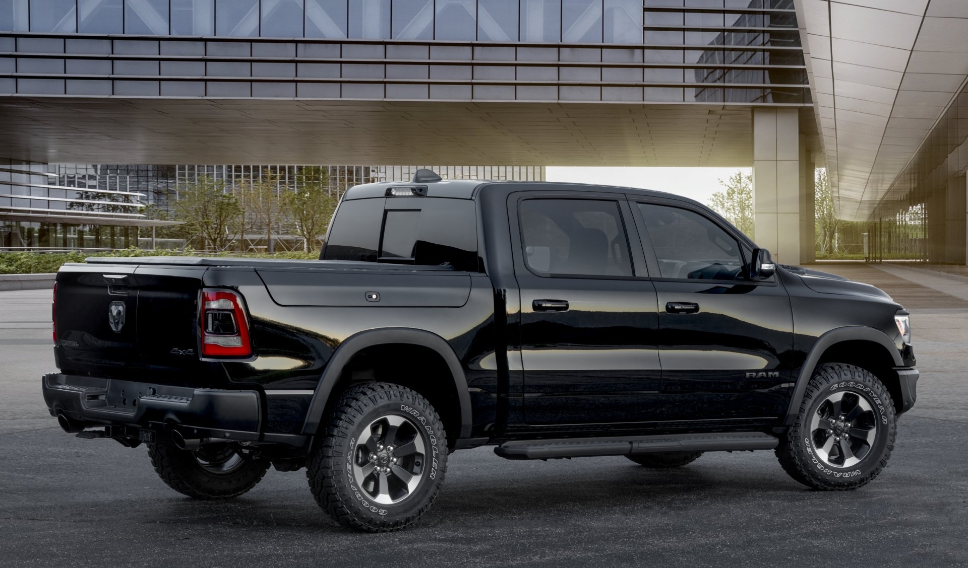 Download Vehicle Ram 1500 HD Wallpaper
