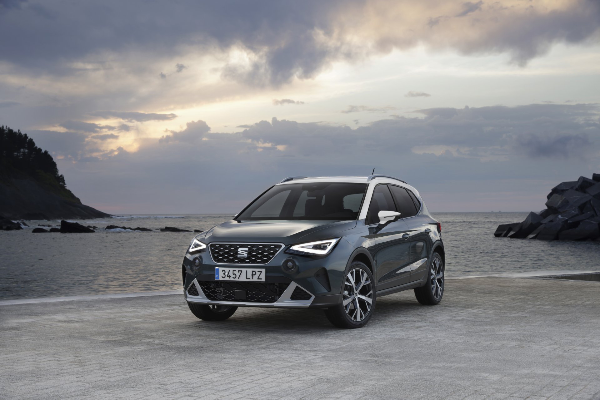 Download SEAT Arona Xperience Vehicle Seat Arona 8k Ultra HD Wallpaper