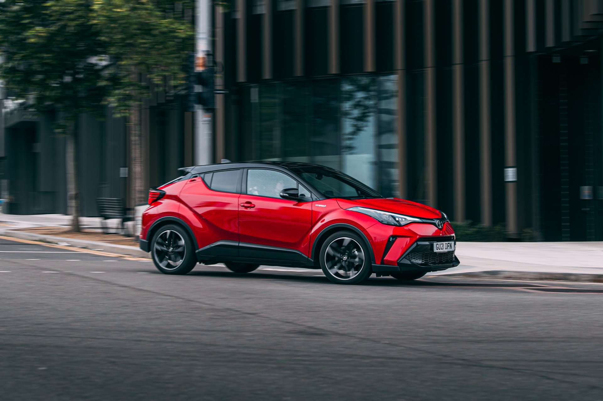 Download SUV Vehicle Toyota C-HR 4k Ultra HD Wallpaper