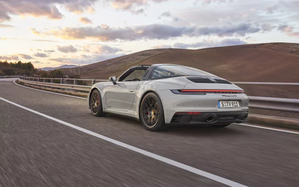  2022 Porsche 911 Targa 4 GTS