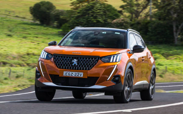  Orange 2020 Peugeot 2008 GT