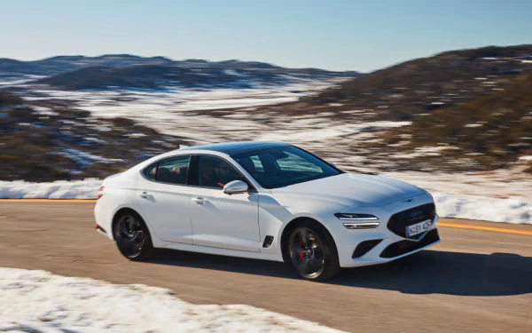  White 2021 Genesis G70 3.3T Sport