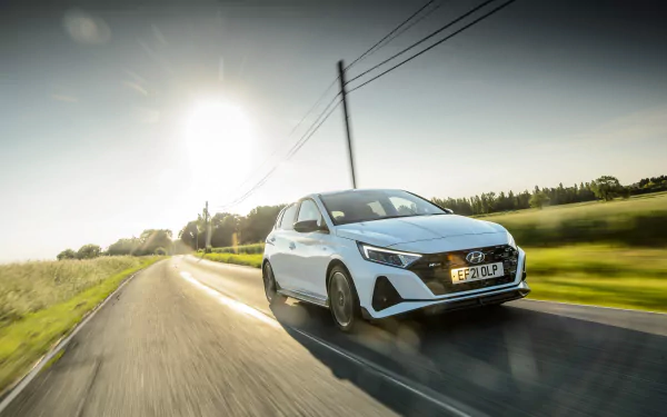 White Hyundai i20 N Line (BC3)