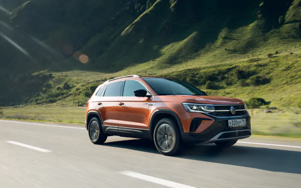  Orange 2021 Volkswagen Taos "JOY!" 4MOTION