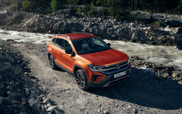  Orange 2021 Volkswagen Taos "JOY!" 4MOTION