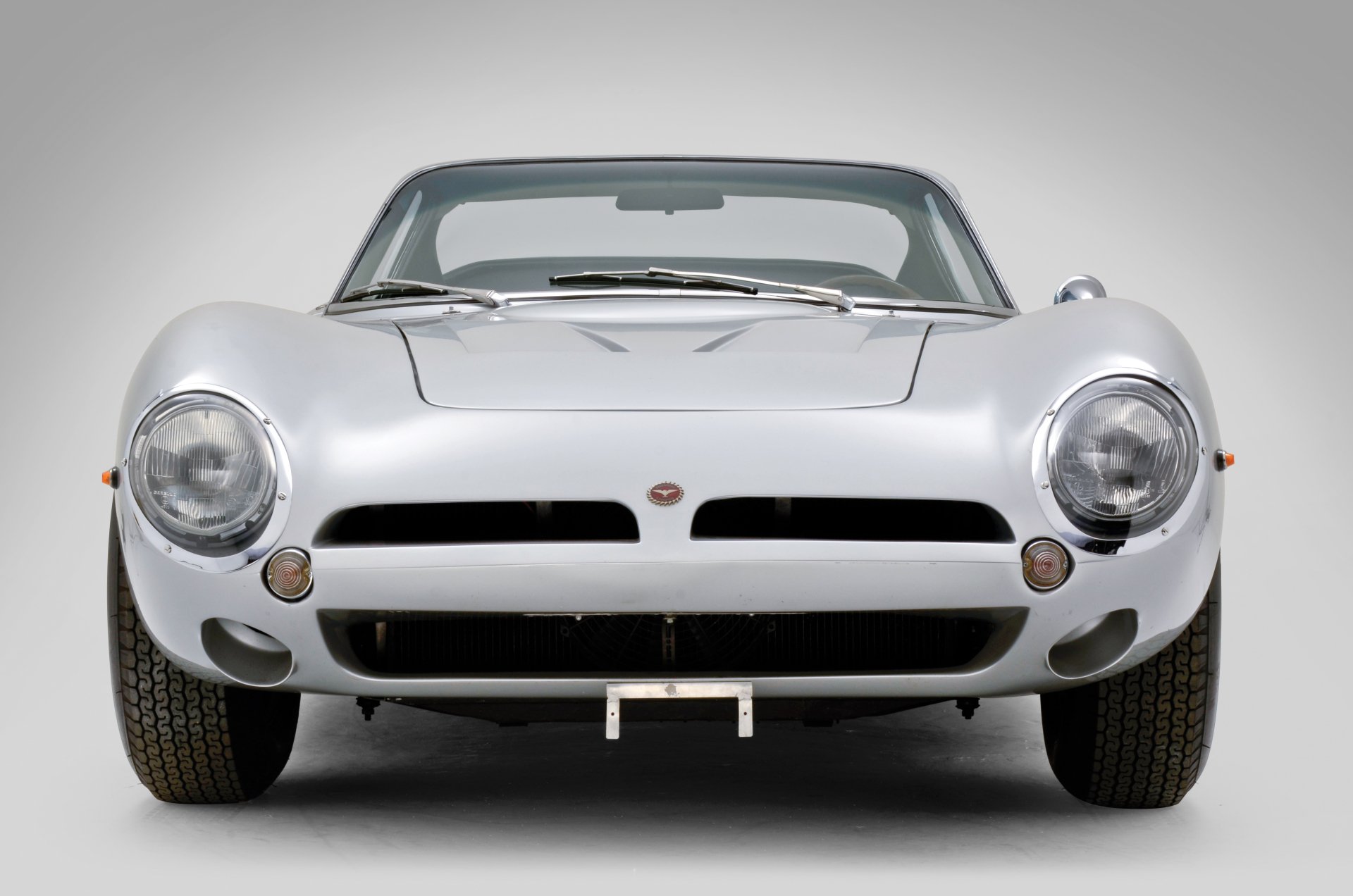 Download Vehicle Bizzarrini 5300 GT Strada 4k Ultra HD Wallpaper