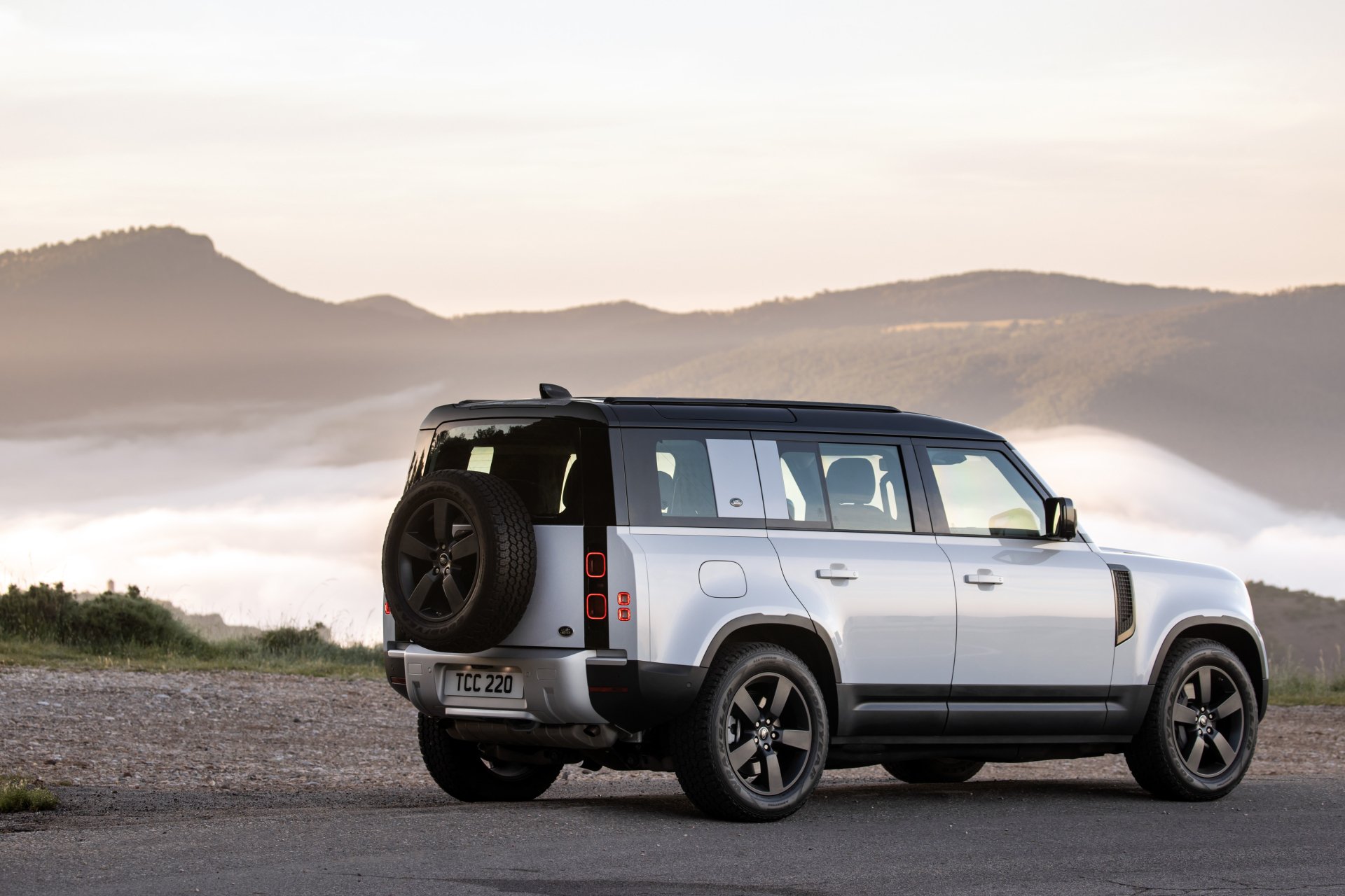 Download SUV Land Rover Defender 110 Vehicle Land Rover Defender 4k Ultra HD Wallpaper