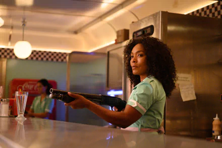 Angela Bassett movie Gunpowder Milkshake HD Desktop Wallpaper | Background Image