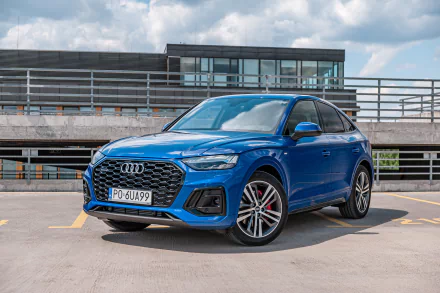 Blue Audi Q5 Sportback 55 TFSI e quattro S line