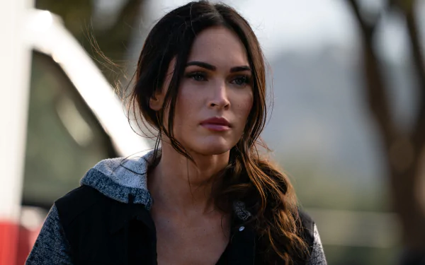 Megan Fox movie Midnight in the Switchgrass HD Desktop Wallpaper | Background Image