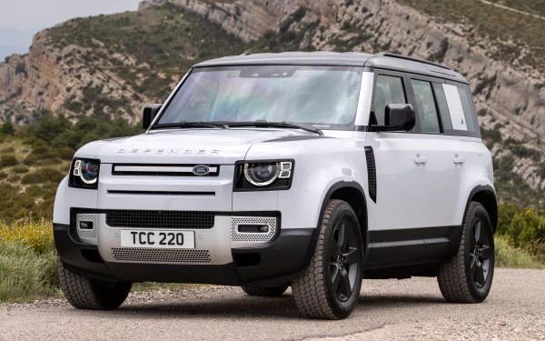  Land Rover Defender 110 P400e Urban Pack