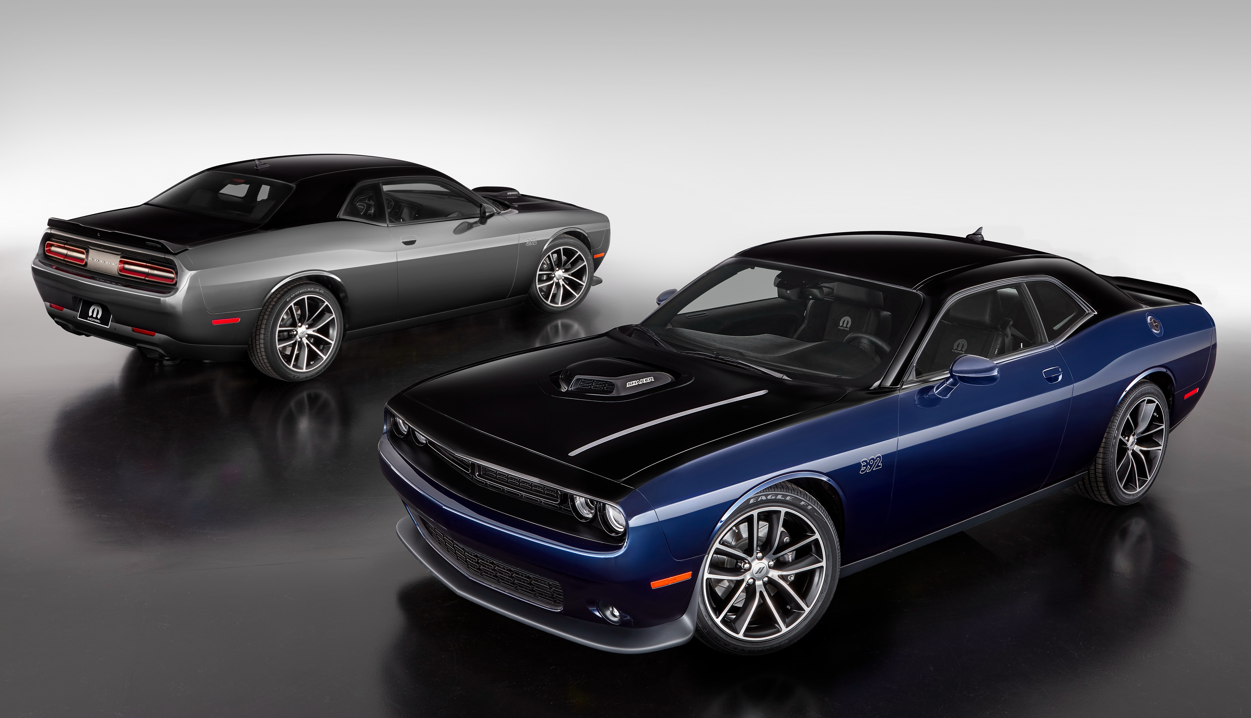 Download Muscle Car Vehicle Dodge Challenger K Ultra Hd Wallpaper