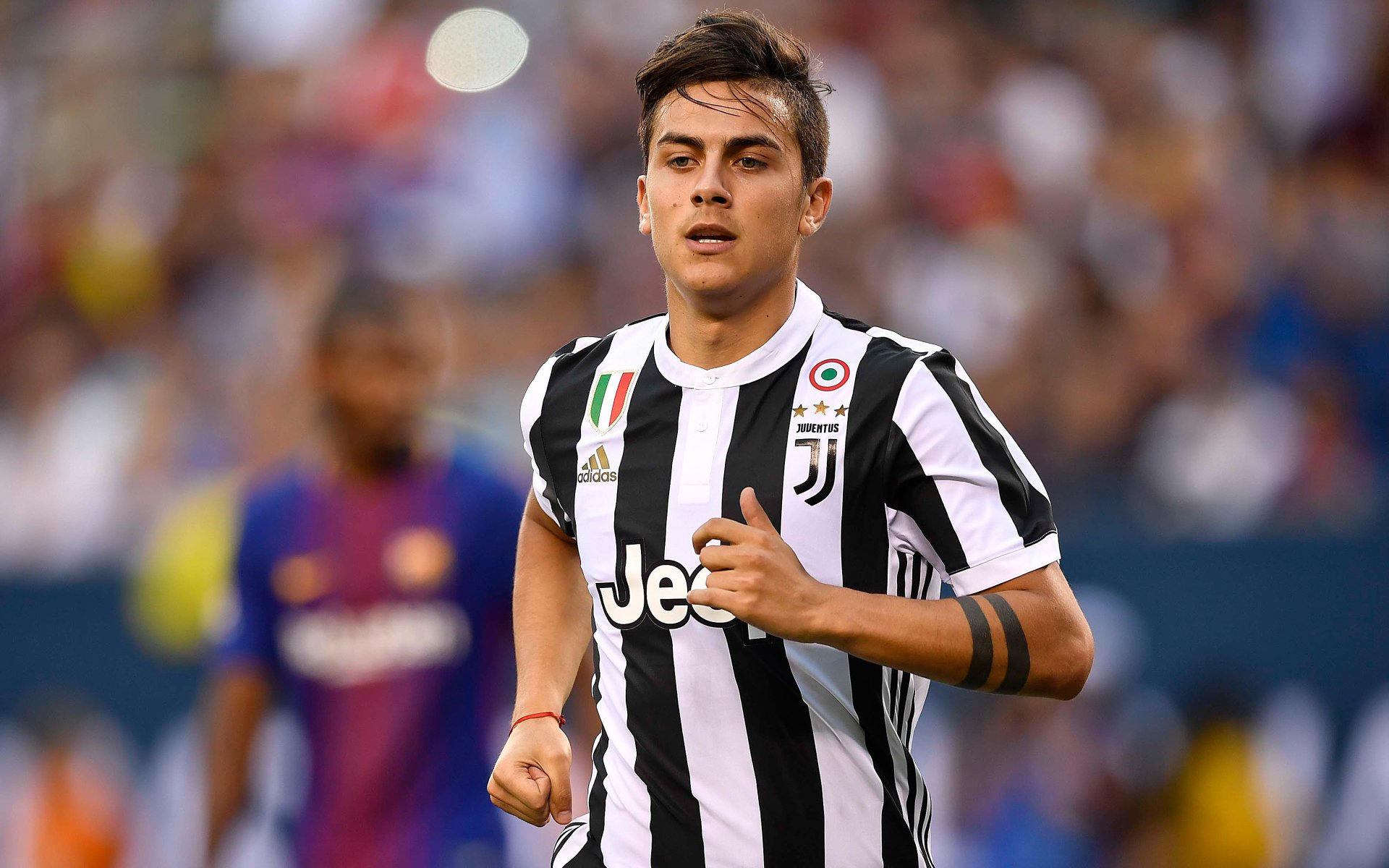 Футболист dybala фото