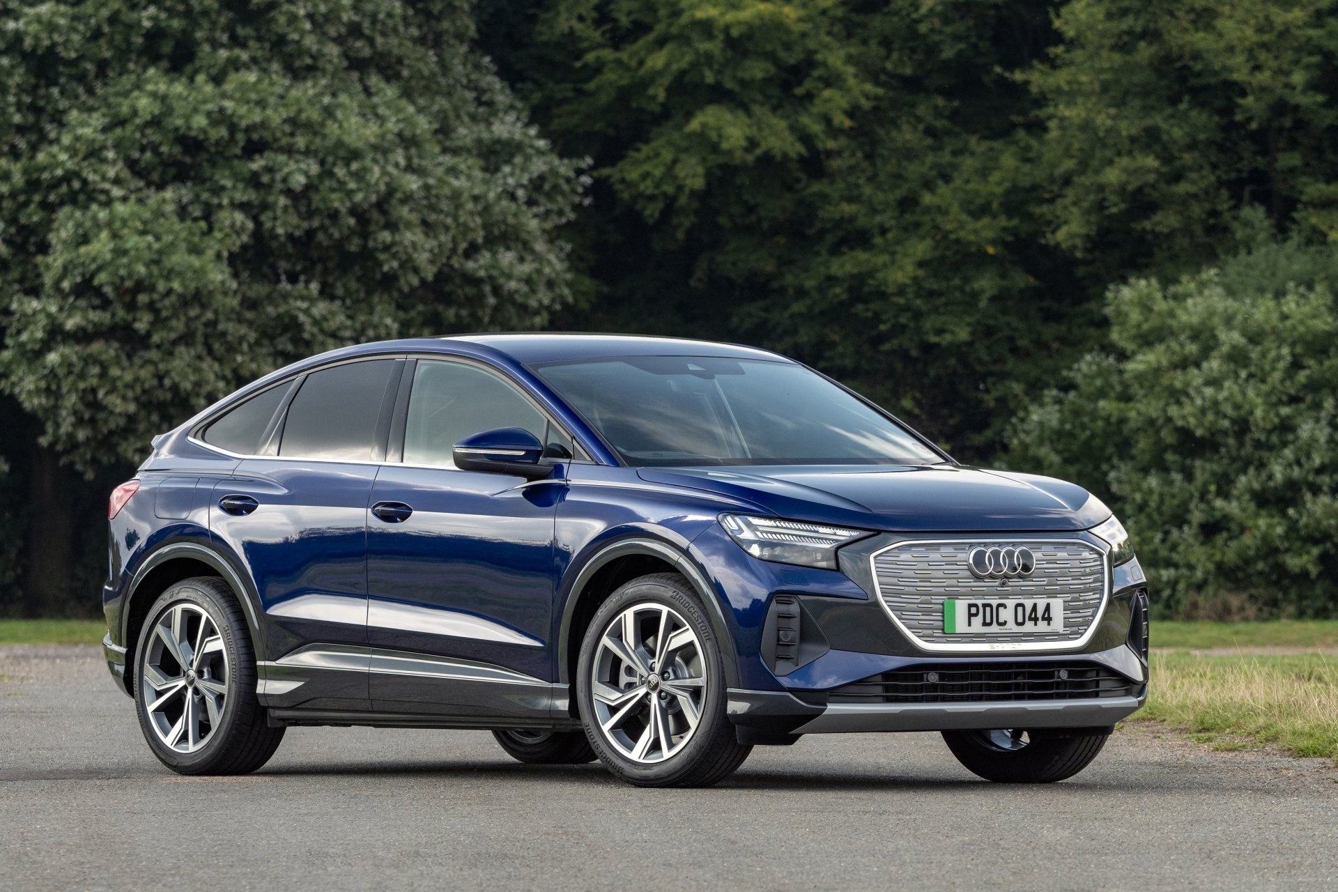 Download Electric Car SUV Audi Q4 Vehicle Audi Q4 E-tron 4k Ultra HD Wallpaper