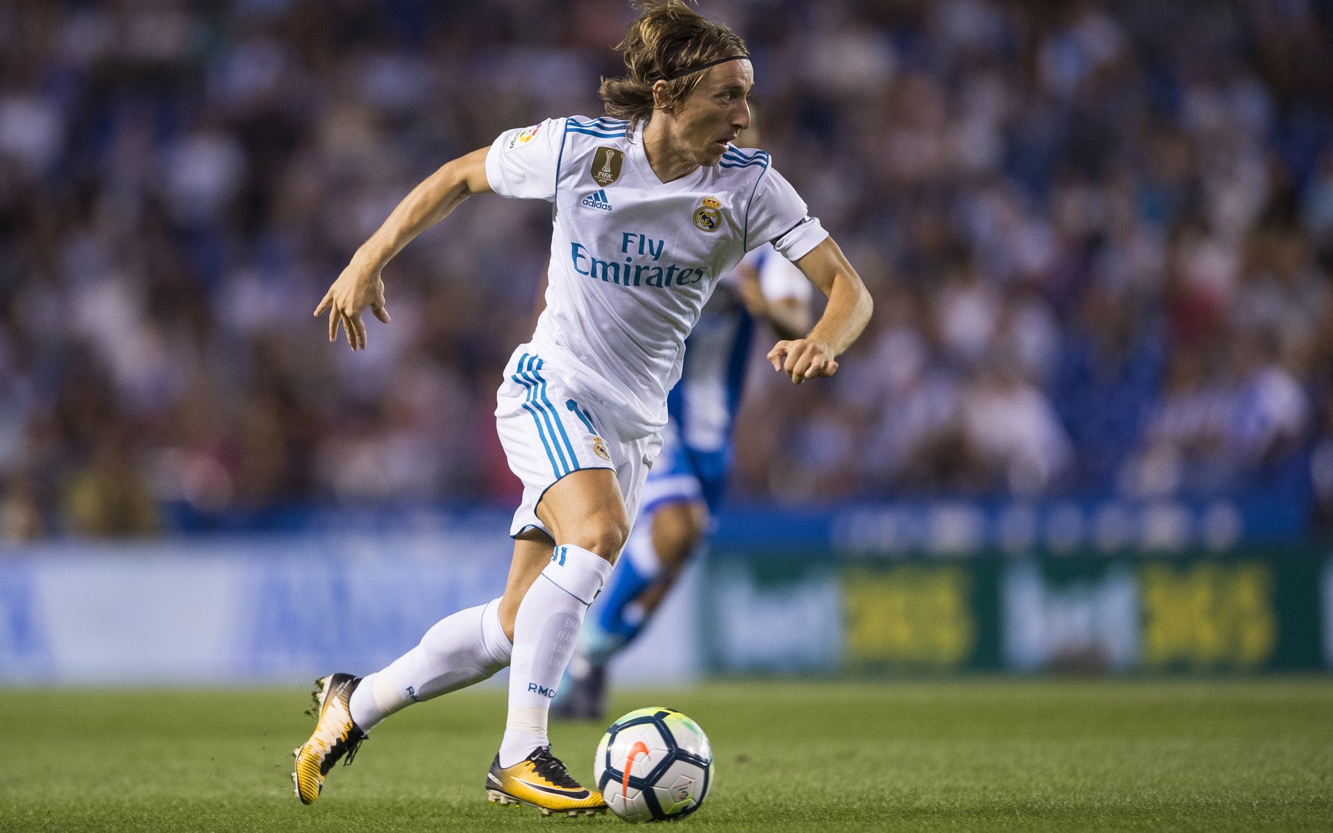 Download Real Madrid C.F. Luka Modric Sports 4k Ultra HD Wallpaper