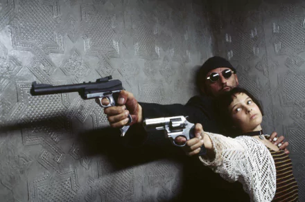 Natalie Portman Jean Reno movie Leon: The Professional HD Desktop Wallpaper | Background Image