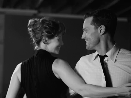 Jamie Dornan Caitriona Balfe movie Belfast HD Desktop Wallpaper | Background Image