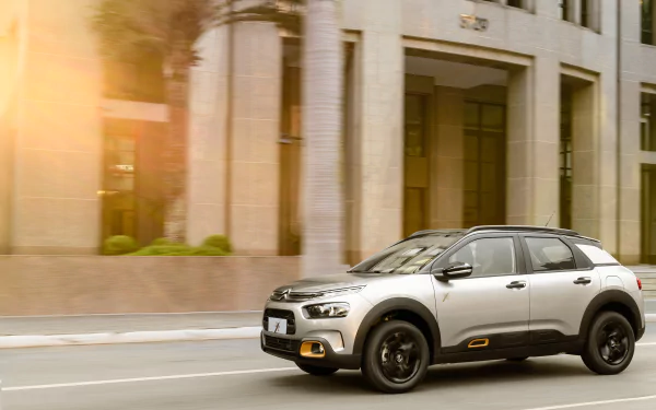 SUV Citroën C4 Cactus 'X-Series' vehicle Citroën C4 Cactus HD Desktop Wallpaper | Background Image