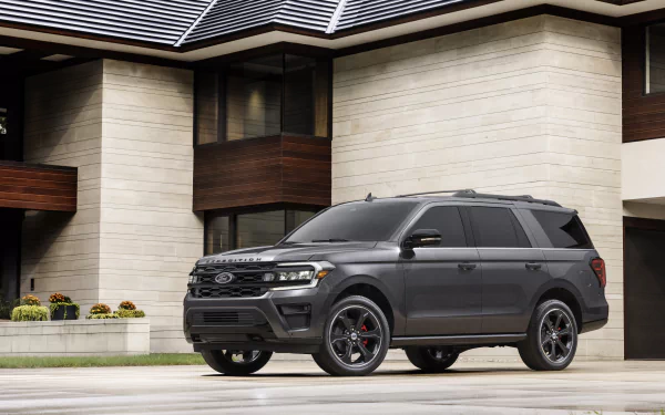  2022 Ford Expedition &quot;Stealth Edition&quot; Performance Package