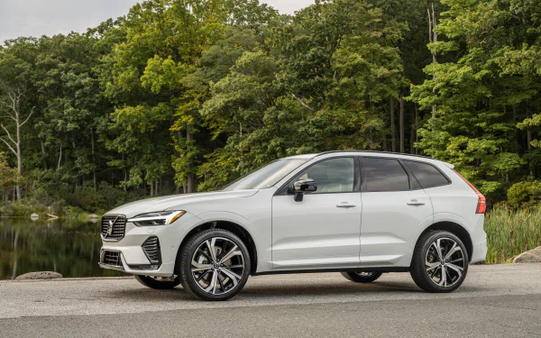 vehicle Volvo XC60 B6 AWD HD Desktop Wallpaper | Background Image