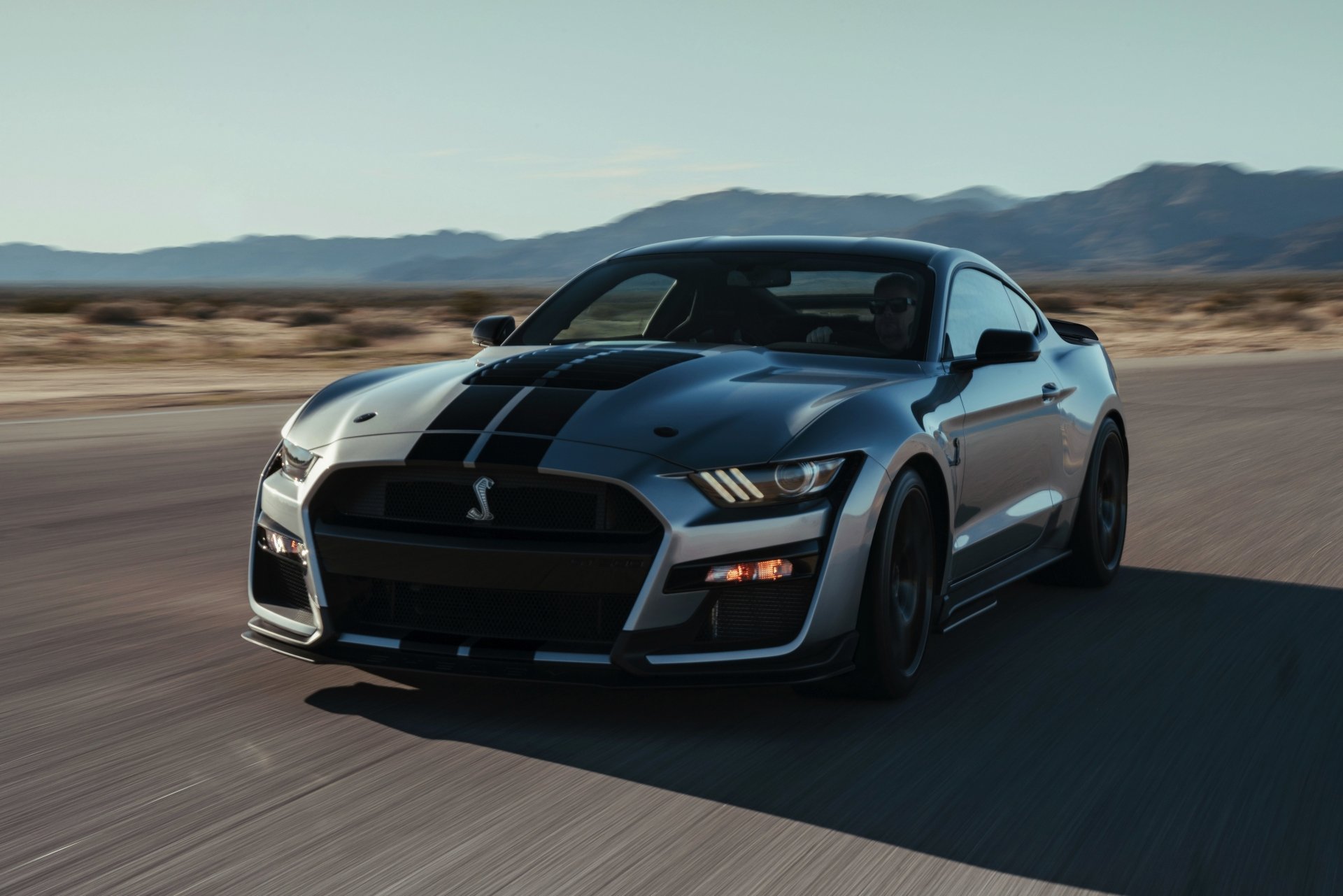 Download Muscle Car Vehicle Ford Mustang Shelby GT500 4k Ultra HD Wallpaper