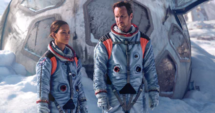 Patrick Wilson Halle Berry movie Moonfall HD Desktop Wallpaper | Background Image