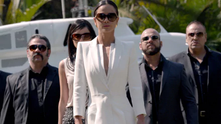 Alice Braga TV Show Queen of the South HD Desktop Wallpaper | Background Image