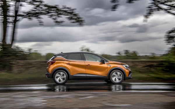 SUV Renault Captur E-TECH Hybrid R.S. Line vehicle Renault Captur HD Desktop Wallpaper | Background Image