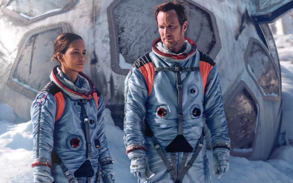 Patrick Wilson Halle Berry movie Moonfall HD Desktop Wallpaper | Background Image