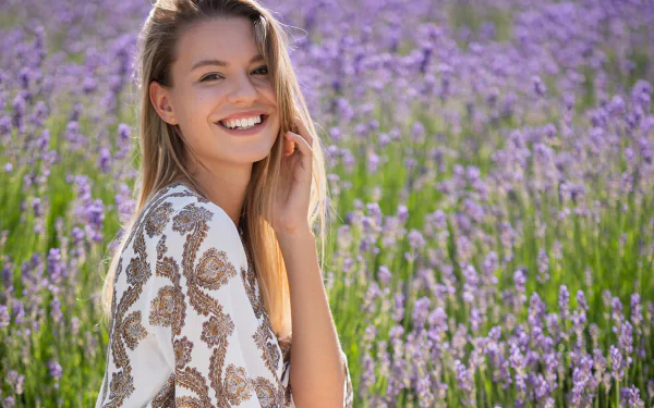 smile woman model HD Desktop Wallpaper | Background Image