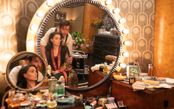 Rooney Mara Bradley Cooper movie Nightmare Alley HD Desktop Wallpaper | Background Image