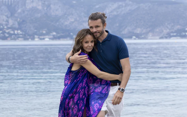 TV Show Emily in Paris HD Desktop Wallpaper | Background Image