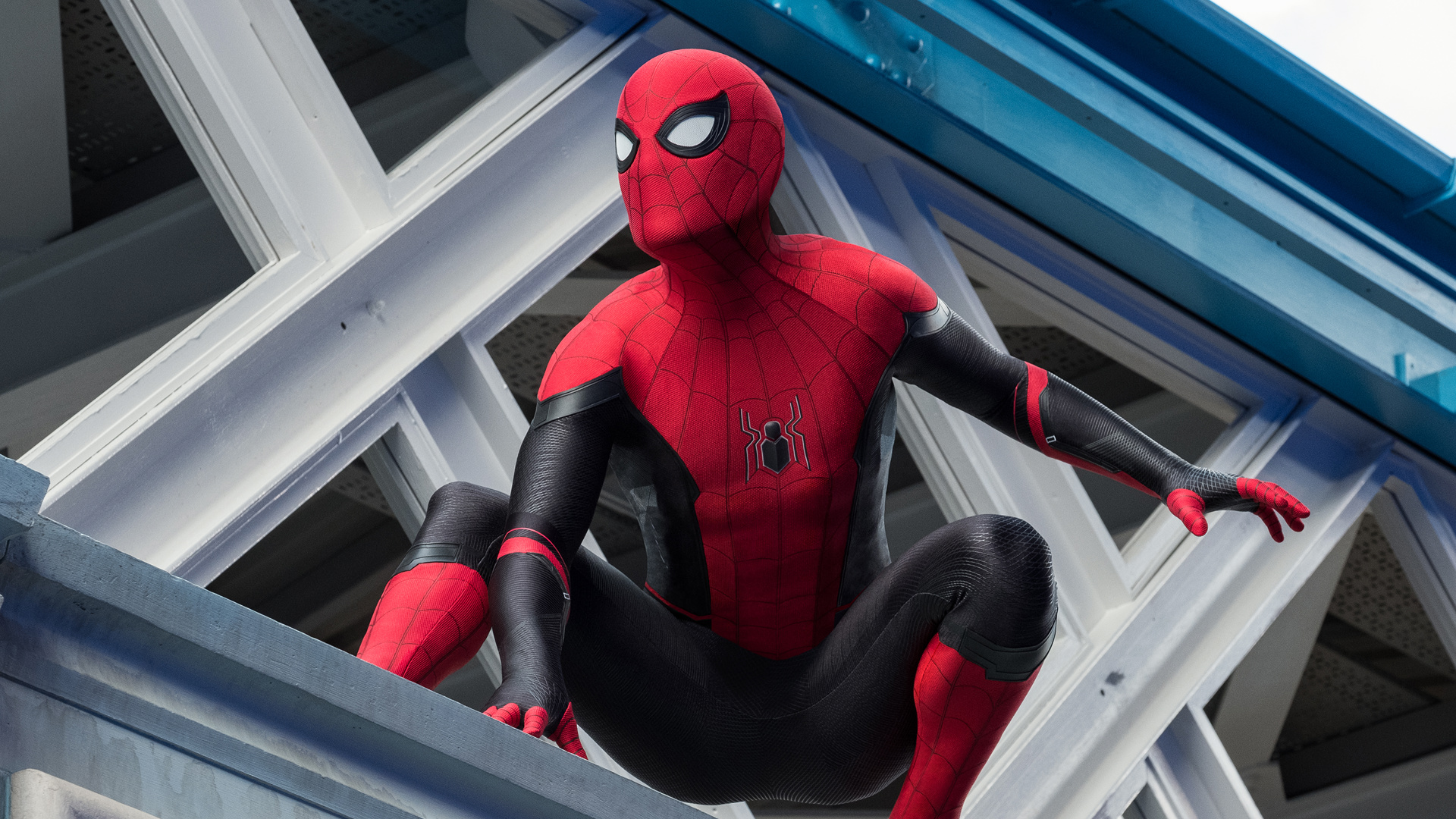 130+ Spider-Man: Far From Home HD Wallpapers and Backgrounds