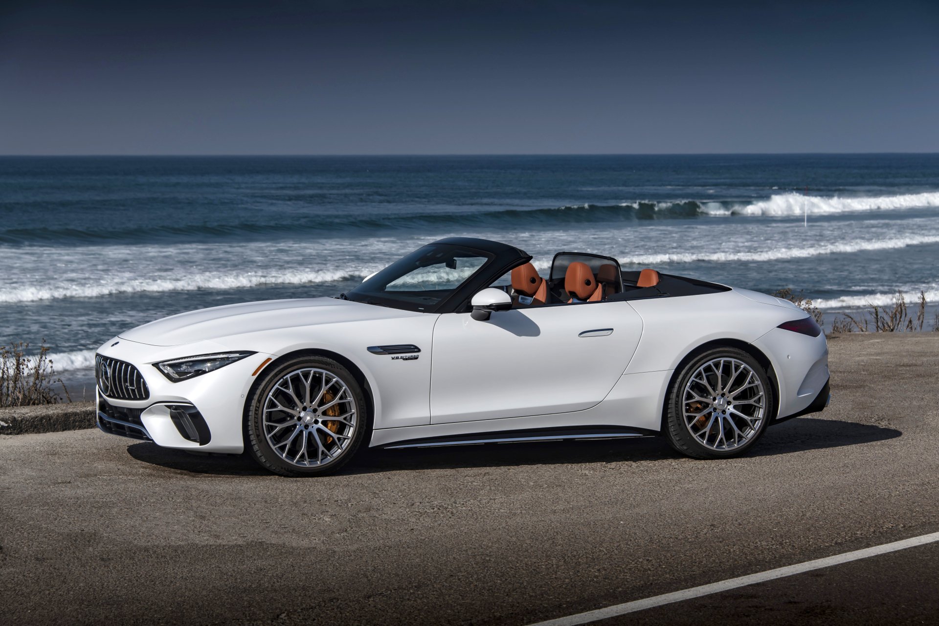 Download Cabriolet Mercedes-AMG SL 55 4MATIC Vehicle Mercedes-AMG SL 8k Ultra HD Wallpaper