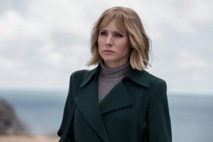 Kristen Bell TV Show The Woman in the House Across the Street from the Girl in the Window HD Desktop Wallpaper | Background Image