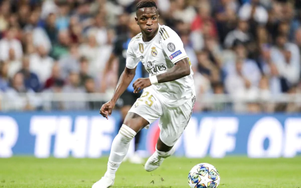 Vinícius Júnior Sports HD Desktop Wallpaper | Background Image