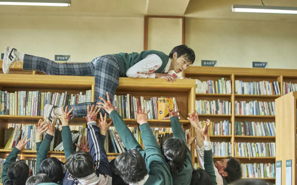 TV Show All of Us Are Dead HD Desktop Wallpaper | Background Image