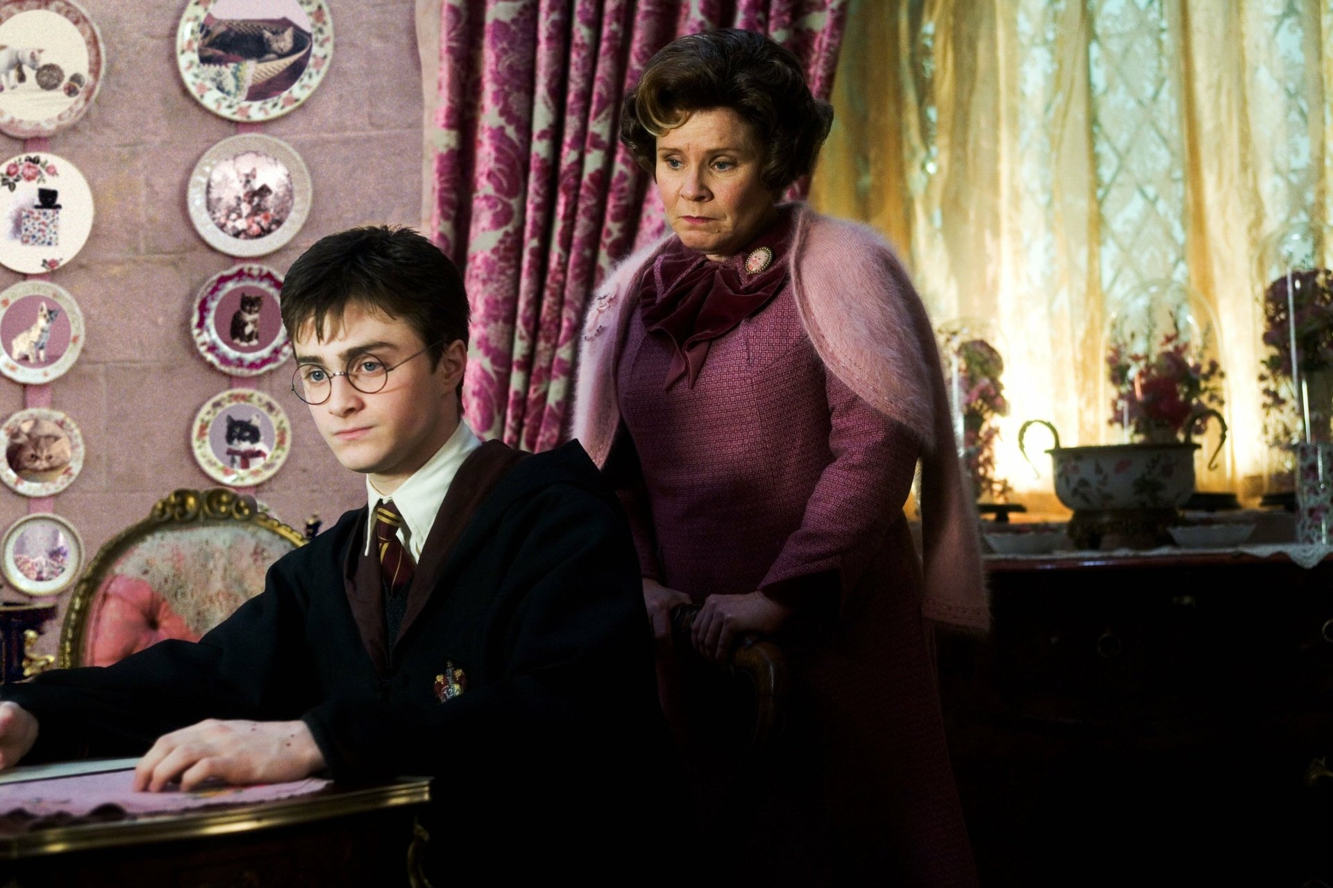Download Daniel Radcliffe Harry Potter Imelda Staunton Dolores Umbridge Movie Harry Potter And The Order Of The Phoenix HD Wallpaper
