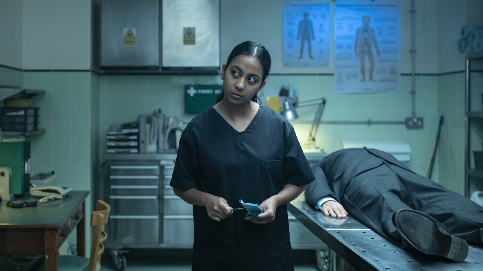 Download TV Show Killing Eve 4k Ultra HD Wallpaper